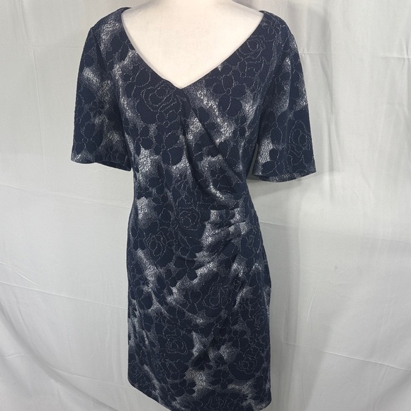 Adrianna Papell Navy and White Floral Midi Dress Size 14W - Picture 1 of 13